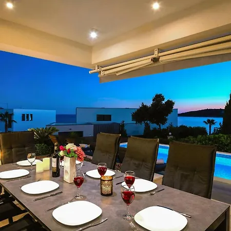Awesome In Holiday home