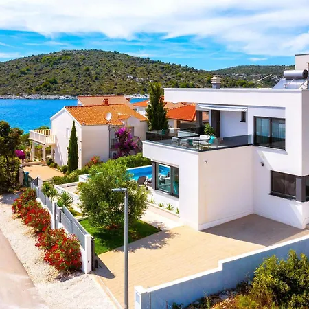 Awesome In Holiday home *